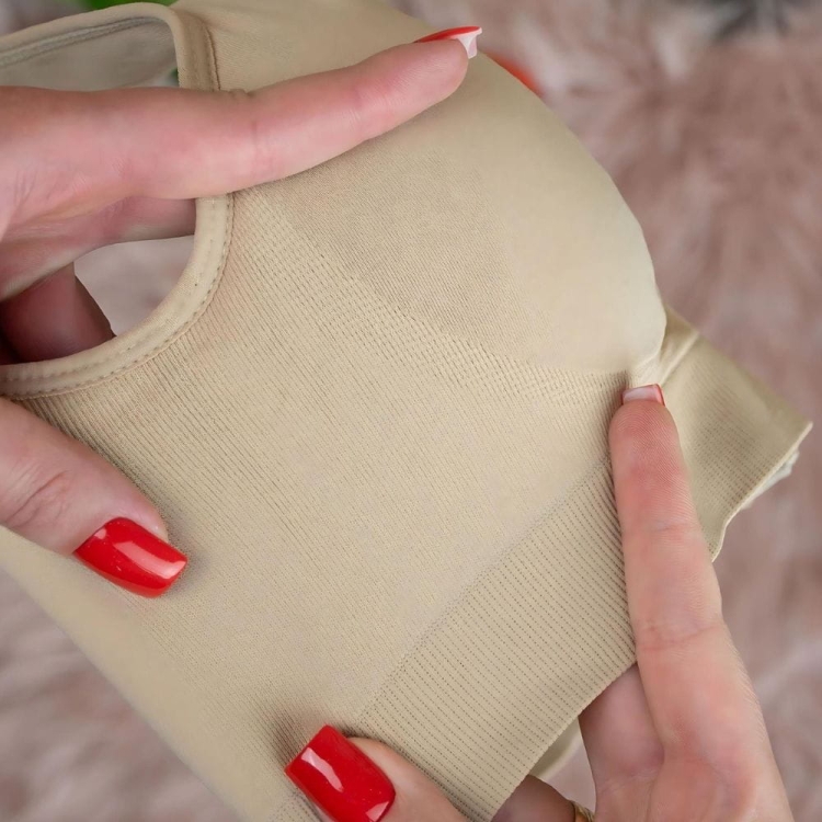 Biustonosz damski zapinany z przodu bez fiszbin czarny