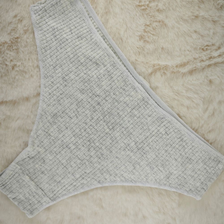 Majtki brazyliany bawełniane prążkowane 4-pak