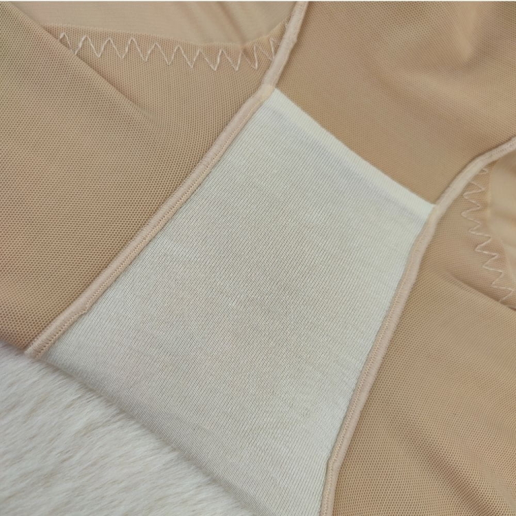 Majtki z nogawkami wyszczuplające push-up beżowe