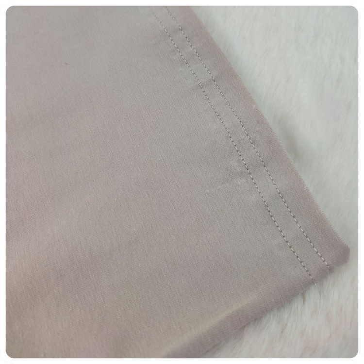 Pantalony bawełniane Polskie – beżowe legginsy kolarki plus size