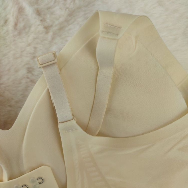 Biustonosz Bezszwowy Miękki - Komfortowy Stanik Bez Fiszbin