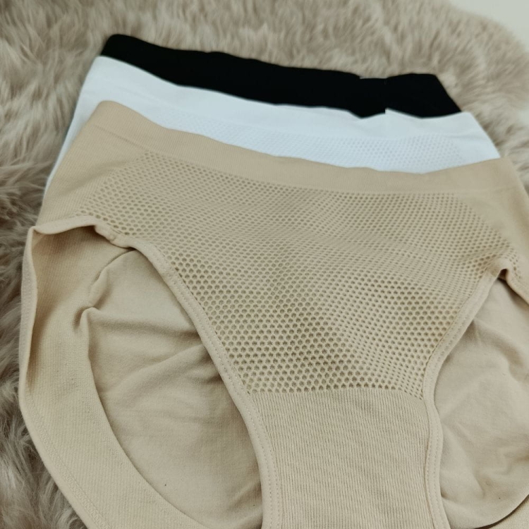 Majtki Modelujące push-up