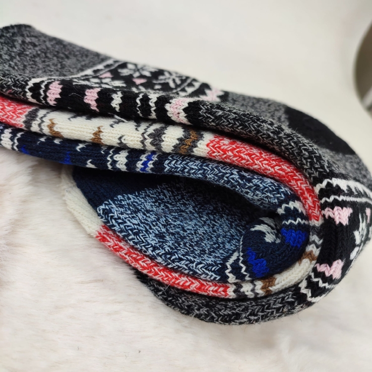 Grube Skarpety Damskie Alpaka Z Norweskim Wzorem 3-pak