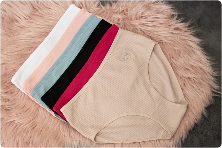 Majtki Bawełniane Figi Damskie Zestaw Prążkowane Białe 8-Pak